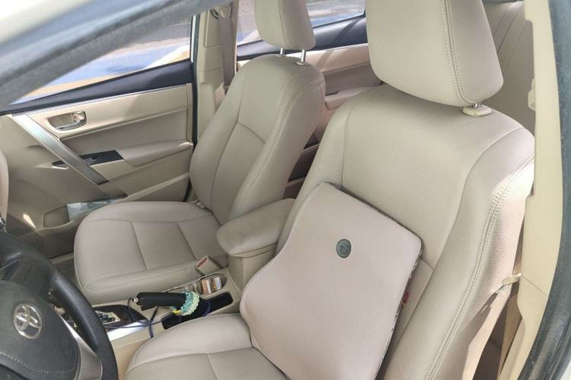 Used Toyota Corolla 2014 1.6L CVT GL Left Front Seat