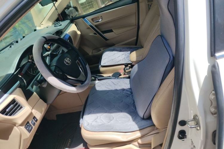 Used Toyota Corolla 2014 1.6L CVT GL-i Leather Edition Left Front Seat