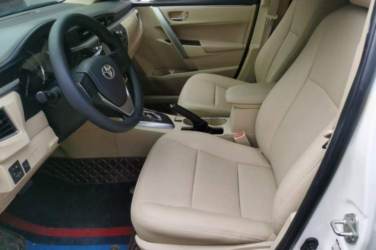 Used Toyota Corolla 2014 1.6L CVT GL Left Front Seat