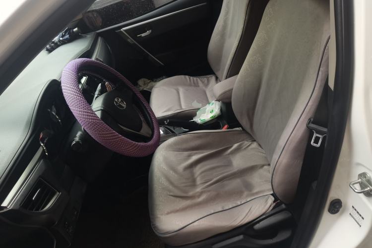 Used Toyota Corolla 2014 1.6L CVT GL-i Left Front Seat