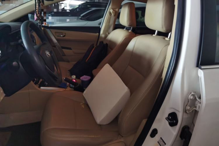 Used Toyota Corolla 2014 1.6L CVT GL Left Front Seat