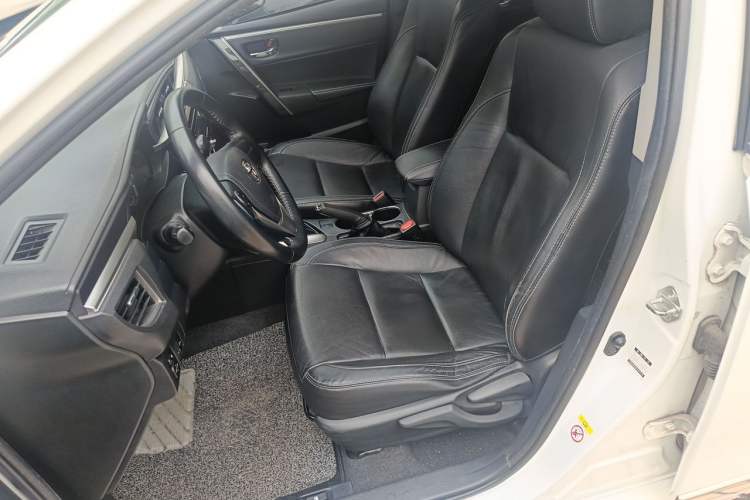 Used Toyota Corolla 2014 1.6L CVT GL-i Leather Edition Left Front Seat