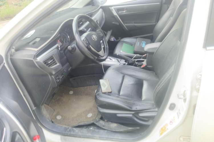 Used Toyota Corolla 2014 1.6L CVT GL-i Leather Edition Left Front Seat