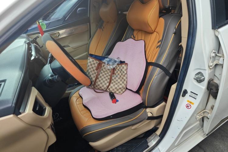 Used Toyota Corolla 2014 1.6L CVT GL Left Front Seat