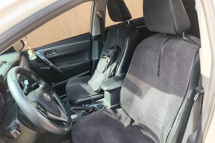 Used Toyota Corolla 2014 1.6L CVT GL-i Leather Edition Left Front Seat