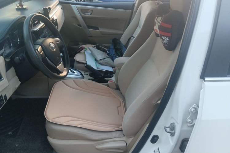 Used Toyota Corolla 2014 1.6L CVT GL Left Front Seat