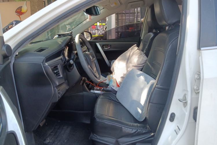 Used Toyota Corolla 2014 1.6L CVT GL Left Front Seat