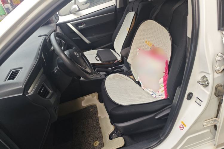 Used Toyota Corolla 2014 1.6L CVT GL Left Front Seat