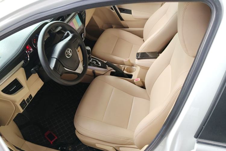 Used Toyota Corolla 2014 1.6L CVT GL-i Left Front Seat