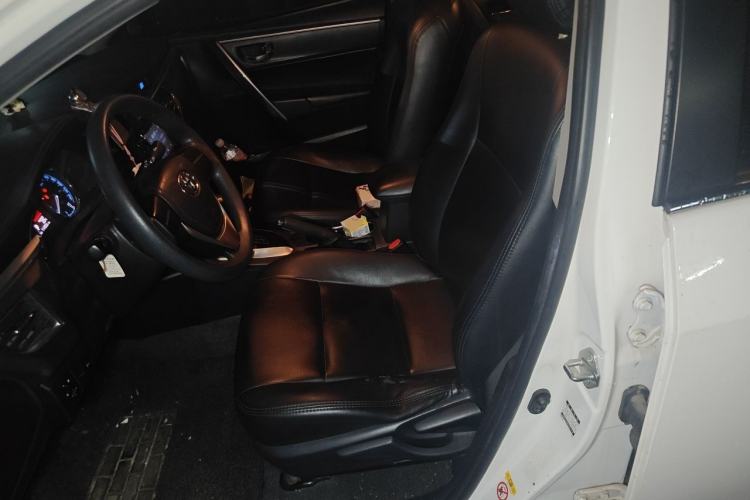 Used Toyota Corolla 2014 1.6L CVT GL-i Left Front Seat