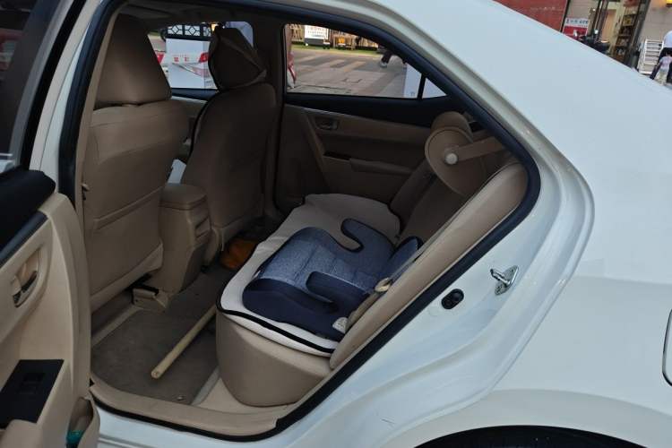 Used Toyota Corolla 2014 1.6L CVT GL-i Left Rear Seat