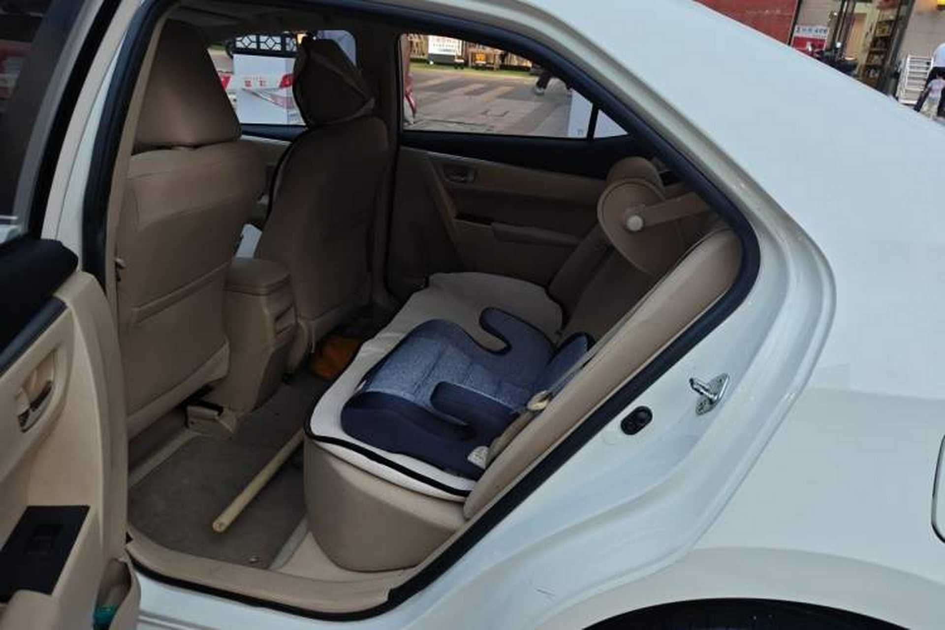 Used Toyota Corolla 2014 1.6L CVT GL-i Left Rear Seat