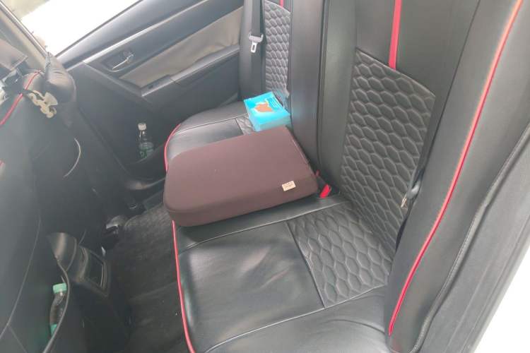 Used Toyota Corolla 2014 1.6L CVT GL Left Rear Seat