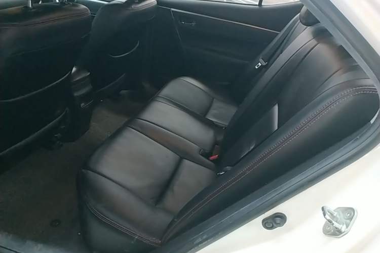 Used Toyota Corolla 2014 1.6L CVT GL-i Left Rear Seat