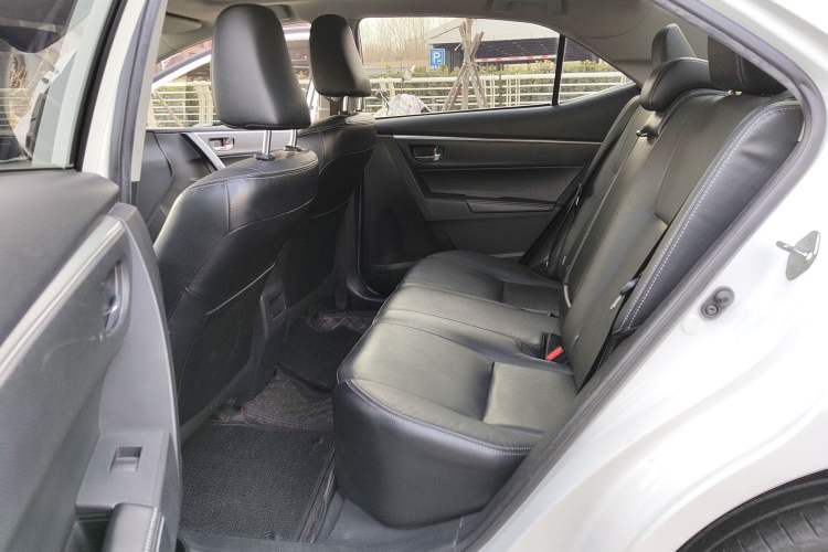 Used Toyota Corolla 2014 1.6L CVT GL-i Leather Edition Left Rear Seat