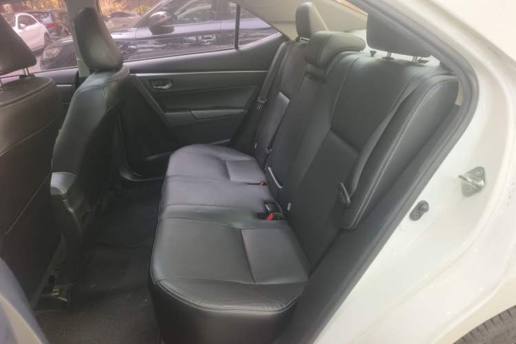 Used Toyota Corolla 2014 1.8L CVT GLX-i Left Rear Seat
