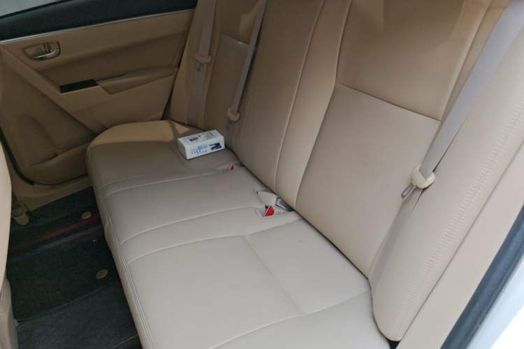 Used Toyota Corolla 2014 1.6L CVT GL Left Rear Seat