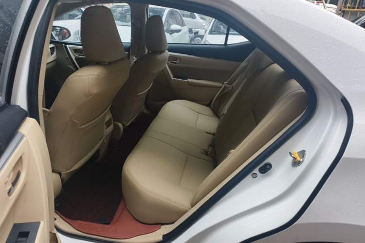 Used Toyota Corolla 2014 1.6L CVT GL-i Left Rear Seat