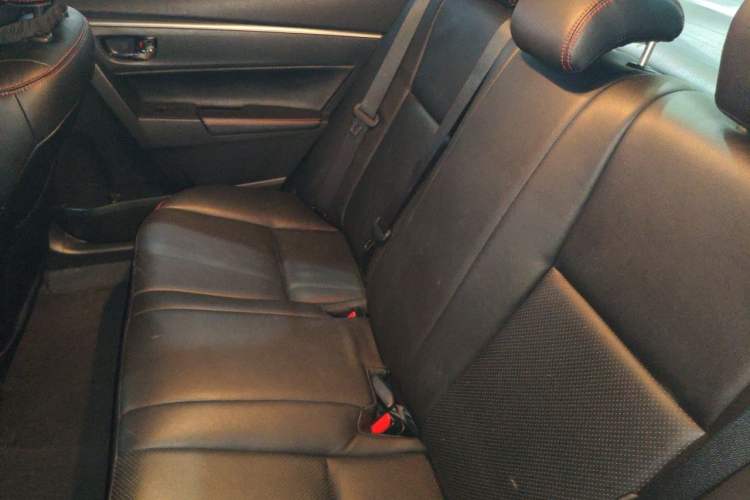 Used Toyota Corolla 2014 1.6L CVT GL-i Left Rear Seat
