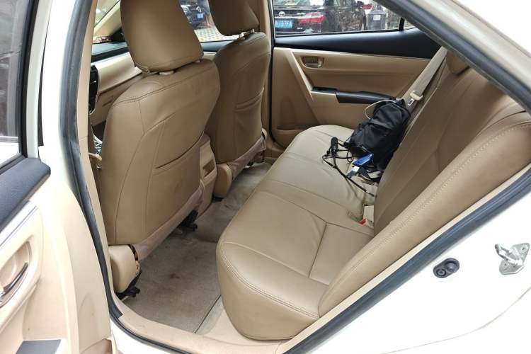 Used Toyota Corolla 2014 1.6L CVT GL-i Left Rear Seat