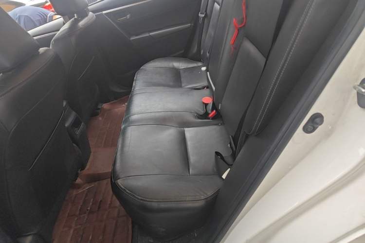 Used Toyota Corolla 2014 1.8L CVT GLX-i Left Rear Seat