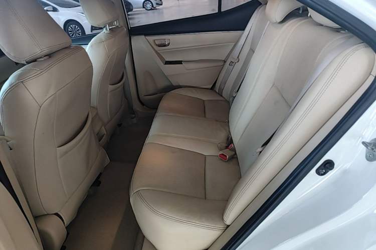 Used Toyota Corolla 2014 1.6L CVT GL-i Left Rear Seat