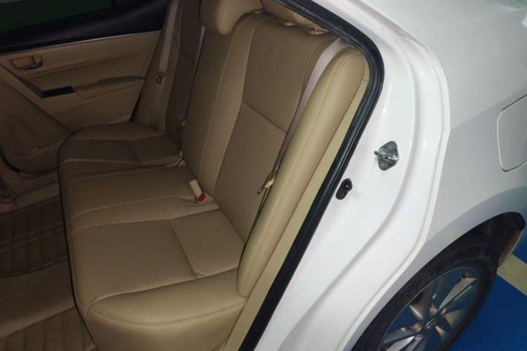 Used Toyota Corolla 2014 1.6L CVT GL Left Rear Seat