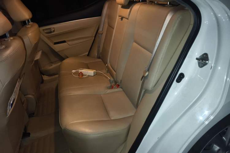 Used Toyota Corolla 2014 1.6L CVT GL-i Left Rear Seat