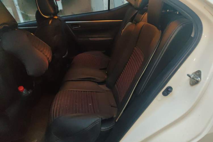 Used Toyota Corolla 2014 1.6L CVT GL-i Leather Edition Left Rear Seat