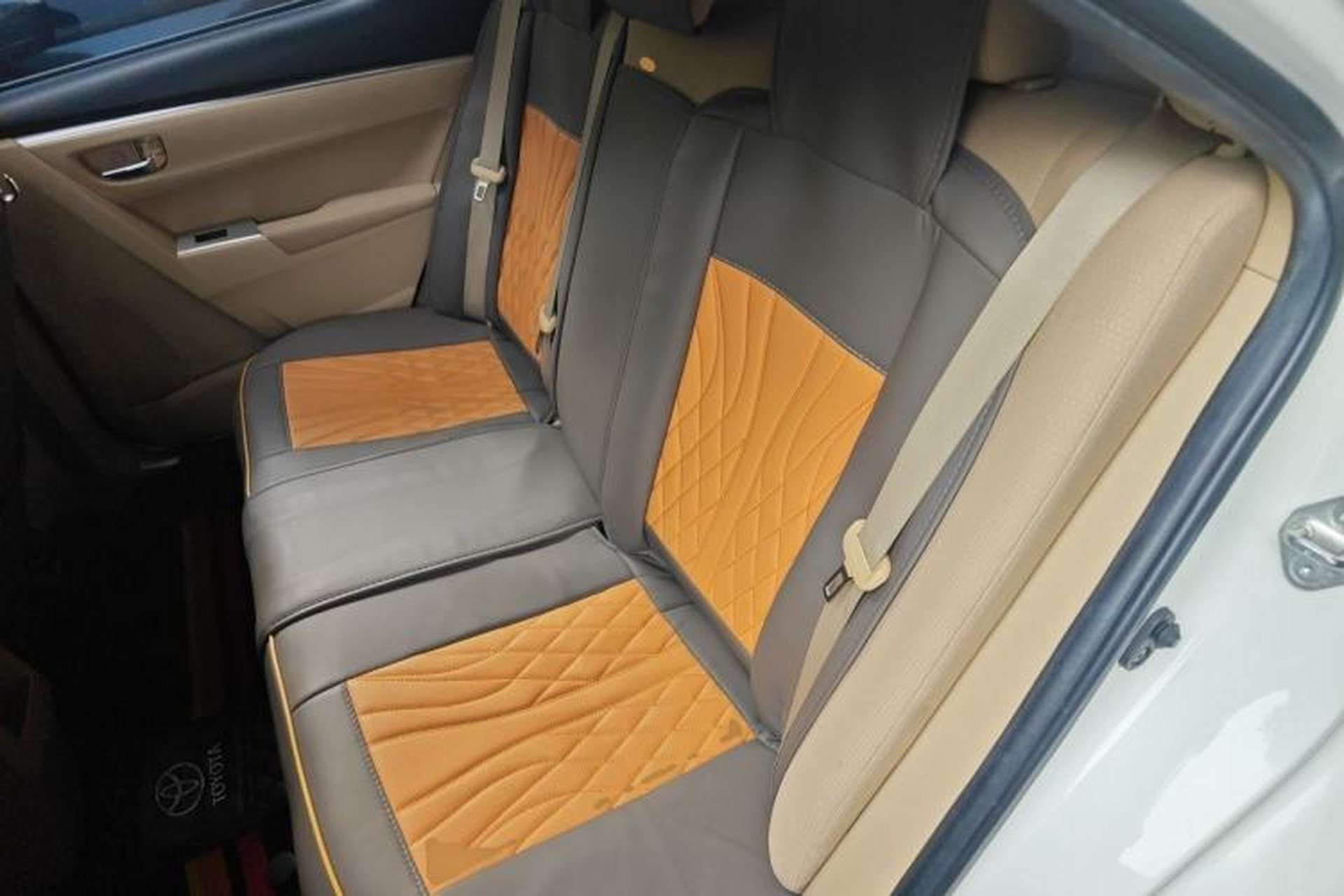 Used Toyota Corolla 2014 1.6L CVT GL Left Rear Seat