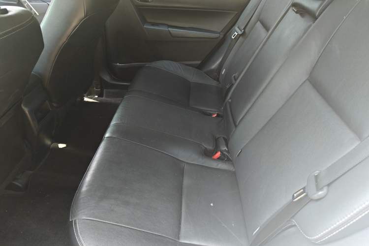 Used Toyota Corolla 2014 1.6L CVT GL-i Leather Edition Left Rear Seat