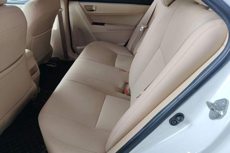 Used Toyota Corolla 2014 1.6L CVT GL-i Left Rear Seat