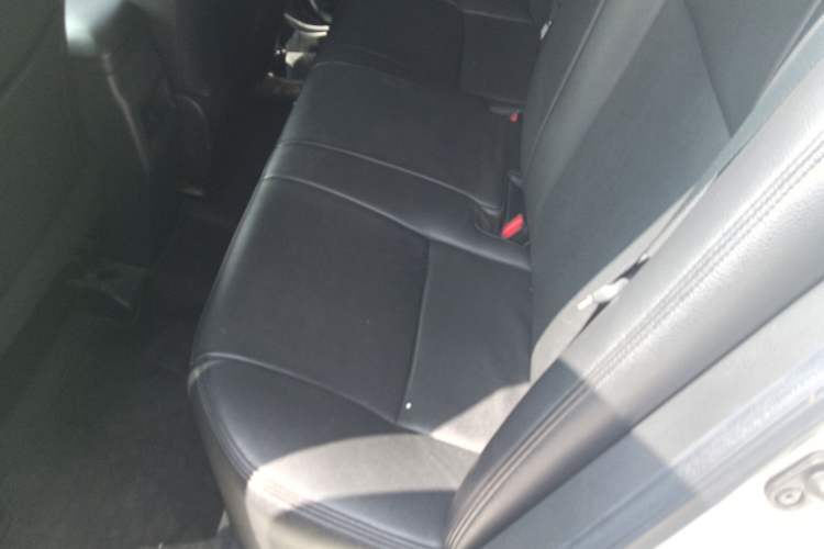 Used Toyota Corolla 2014 1.6L CVT GL-i Left Rear Seat