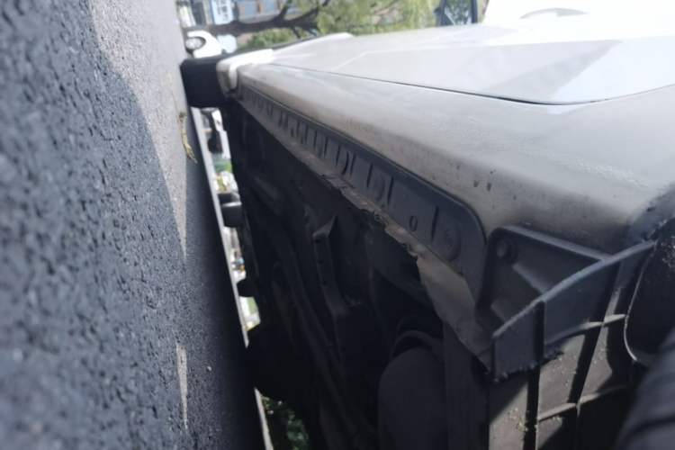 Used Toyota Corolla 2014 1.6L CVT GL Left Side Sill