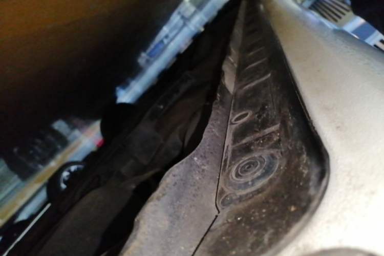 Used Toyota Corolla 2014 1.6L CVT GL Left Side Sill