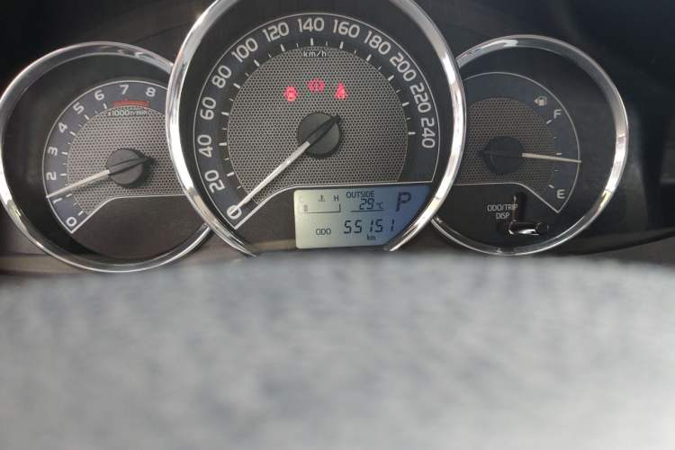 Used Toyota Corolla 2014 1.6L CVT GL Odometer Close Up