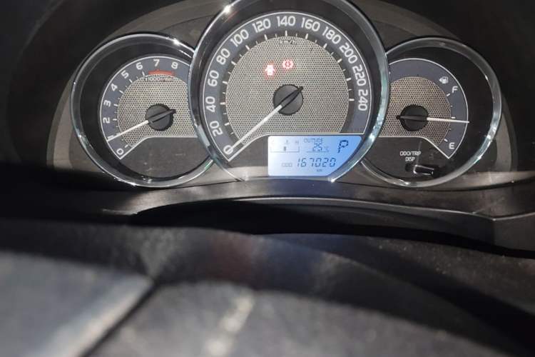 Used Toyota Corolla 2014 1.6L CVT GL Odometer Close Up