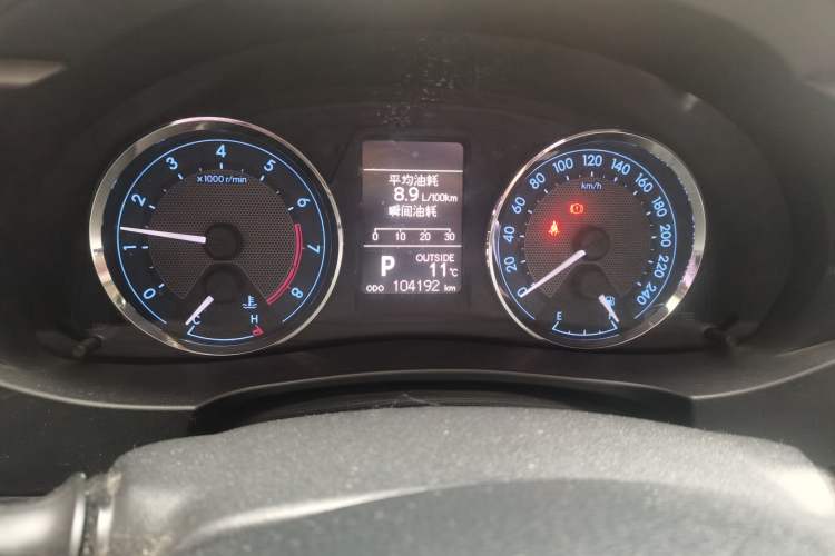 Used Toyota Corolla 2014 1.6L CVT GL-i Odometer Close Up