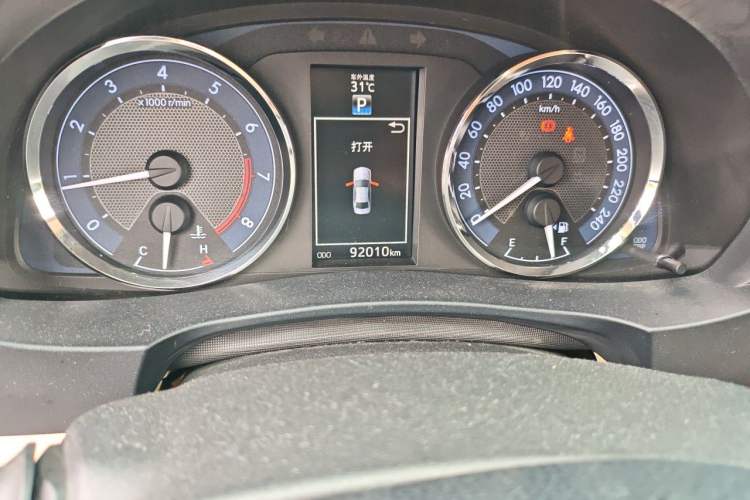Used Toyota Corolla 2014 1.8L CVT GLX-i Odometer Close Up