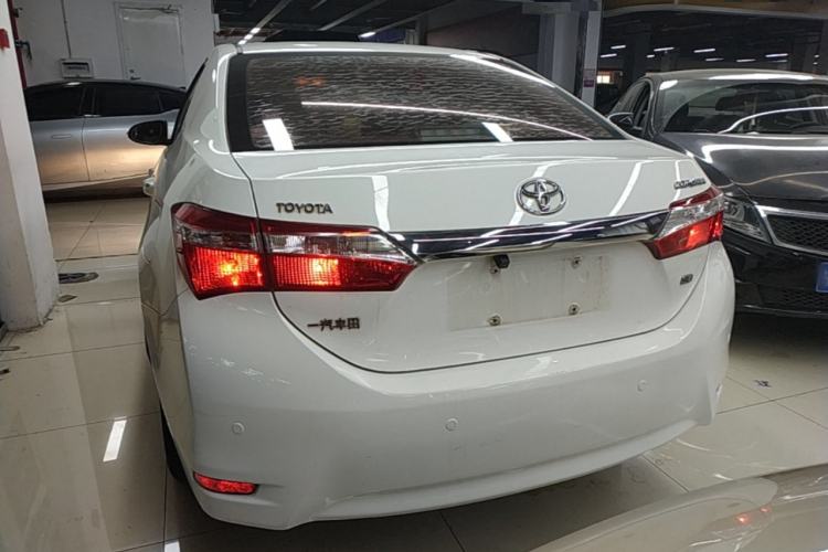 Used Toyota Corolla 2014 1.6L CVT GL-i Rear