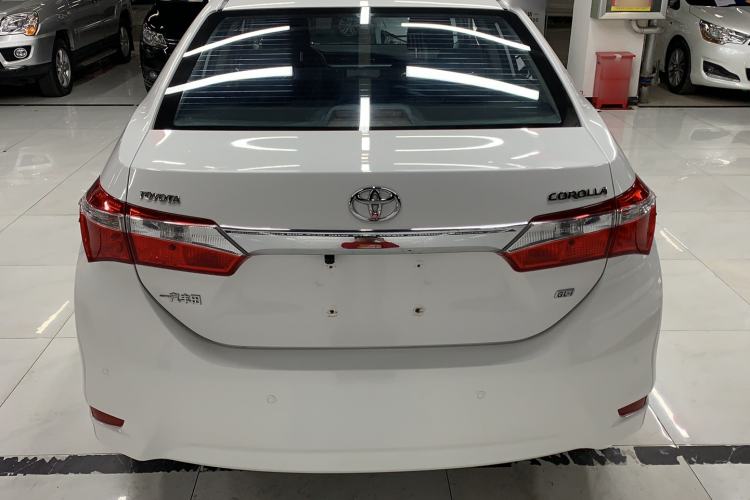 Used Toyota Corolla 2014 1.6L CVT GL-i Rear
