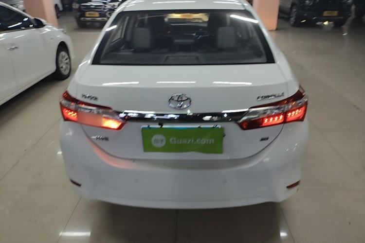 Used Toyota Corolla 2014 1.6L CVT GL-i Leather Edition Rear