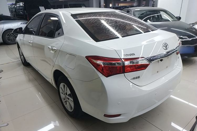 Used Toyota Corolla 2014 1.6L CVT GL-i Rear Left 45 Deg