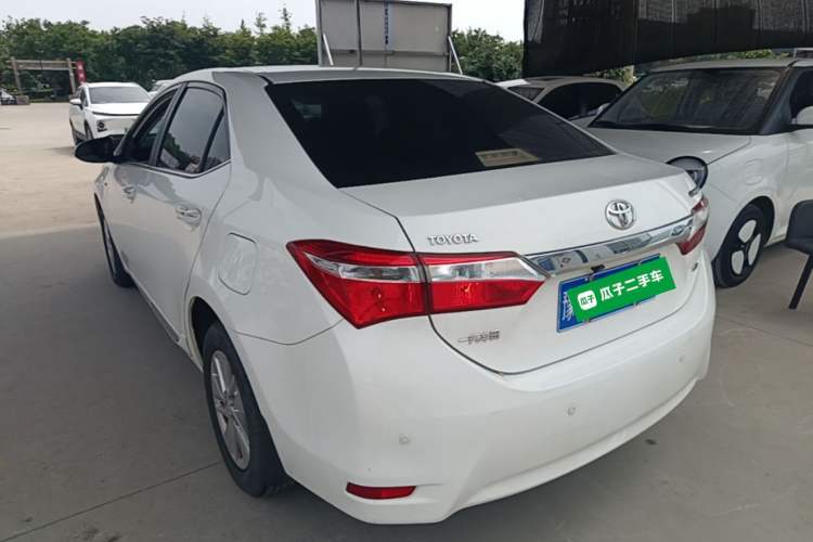 Used Toyota Corolla 2014 1.6L CVT GL-i Rear Left 45 Deg