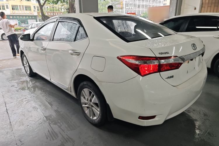 Used Toyota Corolla 2014 1.6L CVT GL-i Rear Left 45 Deg