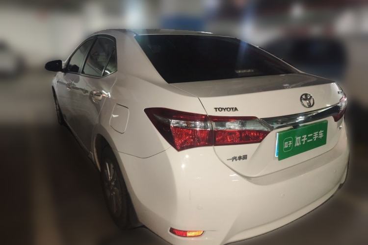 Used Toyota Corolla 2014 1.6L CVT GL-i Rear Left 45 Deg