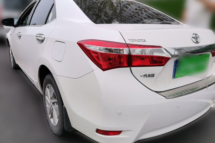 Used Toyota Corolla 2014 1.6L CVT GL-i Rear Left 45 Deg