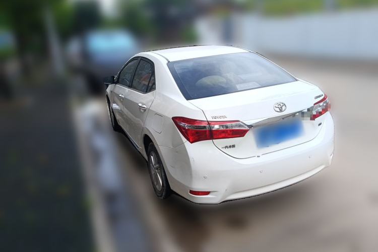 Used Toyota Corolla 2014 1.6L CVT GL-i Rear Left 45 Deg