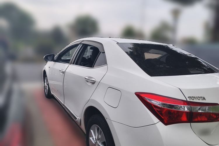 Used Toyota Corolla 2014 1.6L CVT GL-i Rear Left 45 Deg