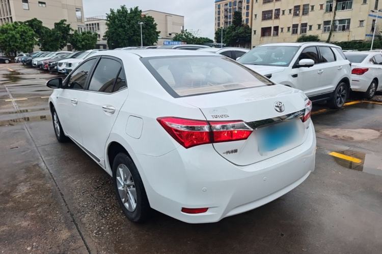 Used Toyota Corolla 2014 1.6L CVT GL-i Rear Left 45 Deg